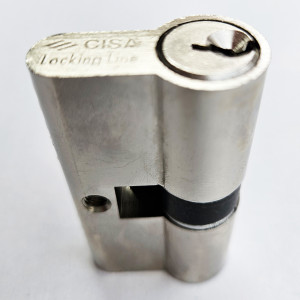 Євроциліндр CISA серії 08010 (LOGO/Locking Line), тип ключ-ключ; базовий рівень, у комплекті 3 ключі