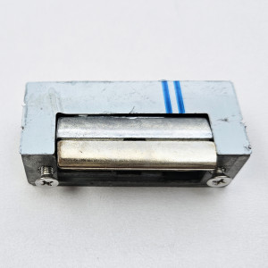 Електрозащіпка CISA 15140  12 В DC, «під відключення» (fail-safe)